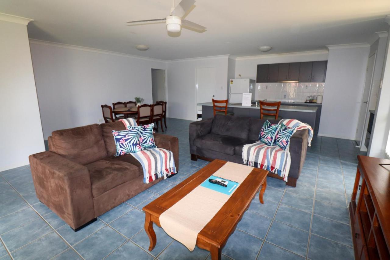 Blk Stays Guest House Deluxe Units Morayfield Exterior photo